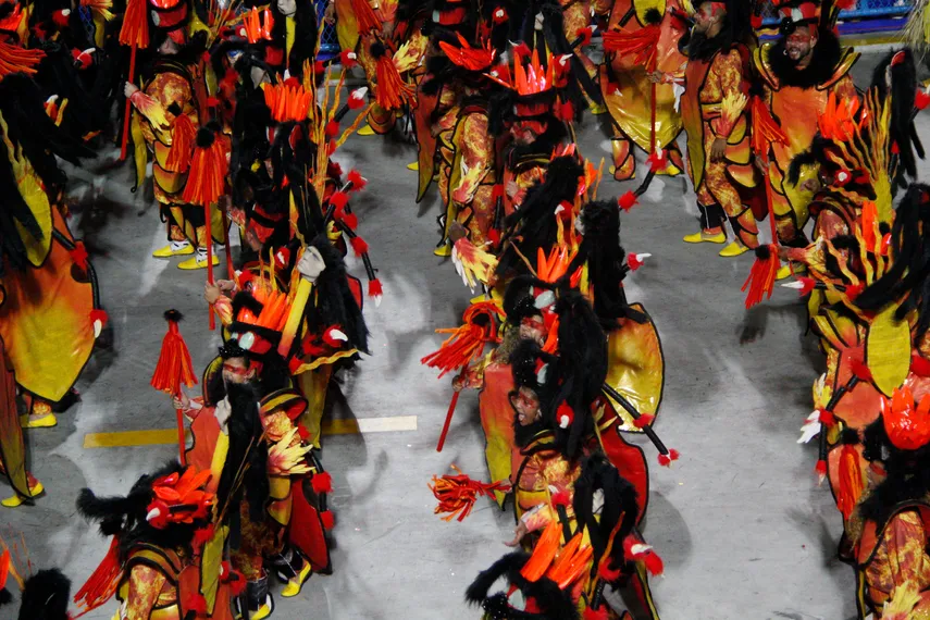 Veja o desfile da Porto da Pedra em fotos