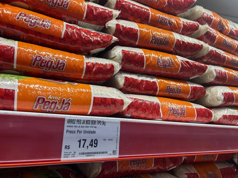 Alívio no bolso? Após nove meses de altas, alguns produtos registram queda no preço; Confira