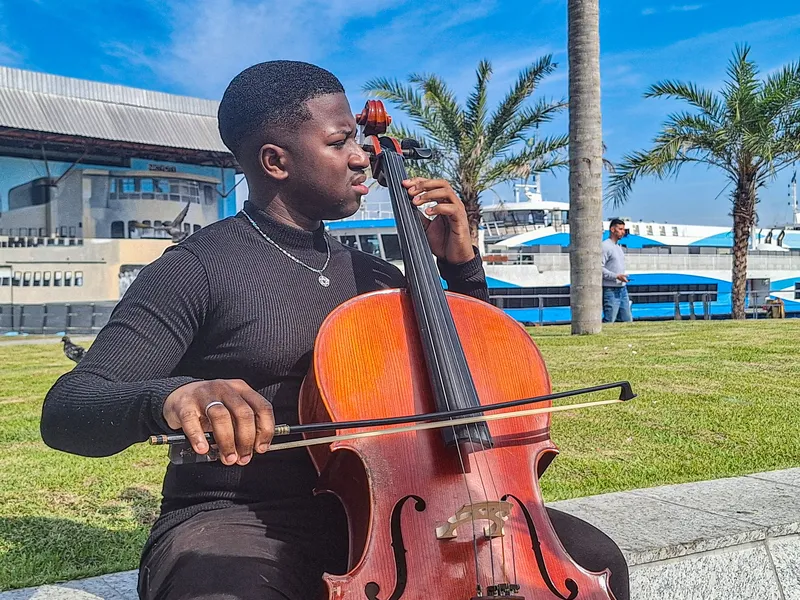 Arte urbana: A música de rua como ferramenta de transformação social que possibilita o sonho de chegar aos palcos