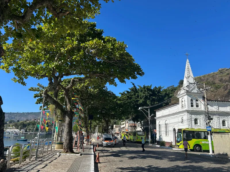 Festa em homenagem a São Pedro movimenta moradores e comerciantes em Jurujuba