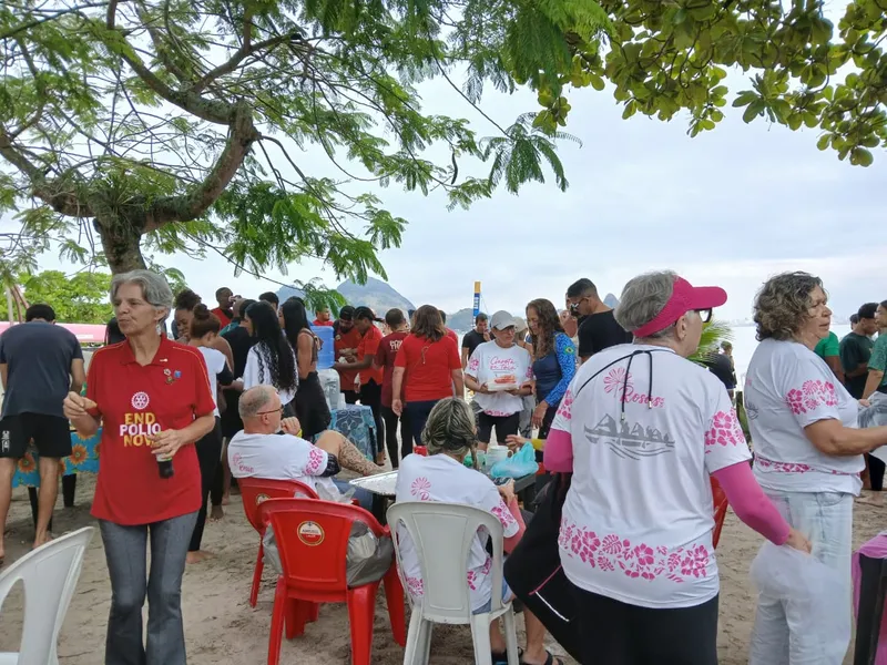 Universo participa de evento de Saúde e Esporte em ação social do 'Outubro Rosa', em Niterói