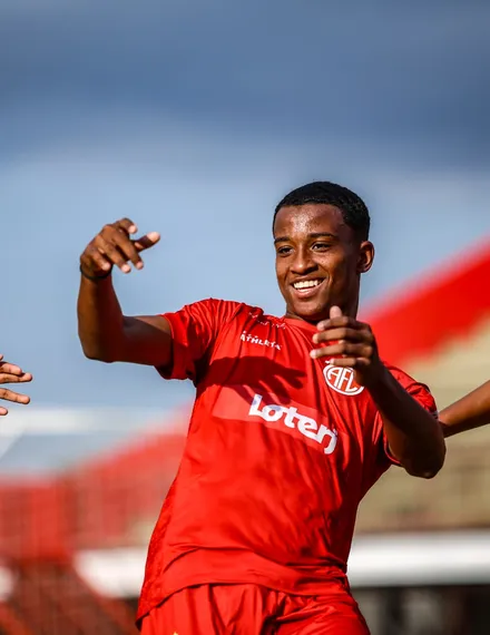 Conheça Ryan Lucas Machado, gonçalense artilheiro do Carioca A2 Sub-15