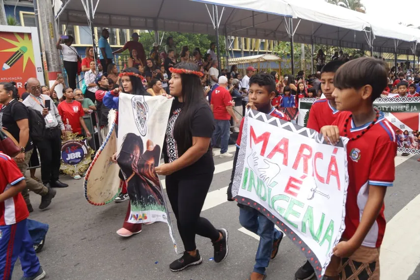 Maricá comemora 212 anos com desfile cívico marcado pela participação das escolas