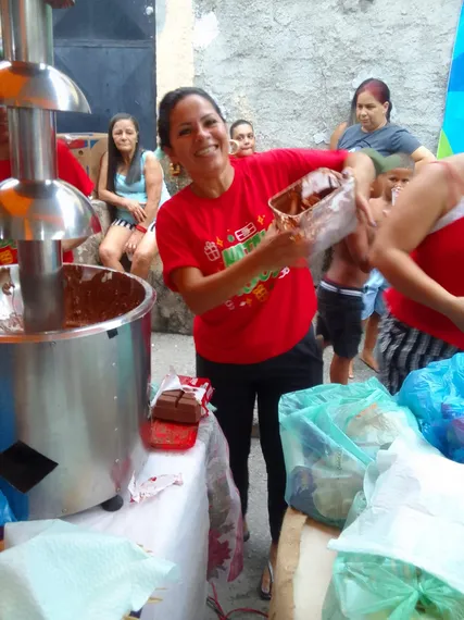 Moradores do Sapê, em Niterói, realizam festa anual do projeto "Natal bom é Natal para todos"