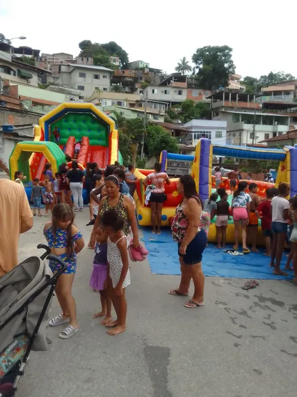 Moradores do Sapê, em Niterói, realizam festa anual do projeto "Natal bom é Natal para todos"