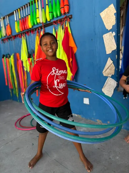 Oficinas do Lona na Lua impulsionam desenvolvimento infantojuvenil em Tanguá