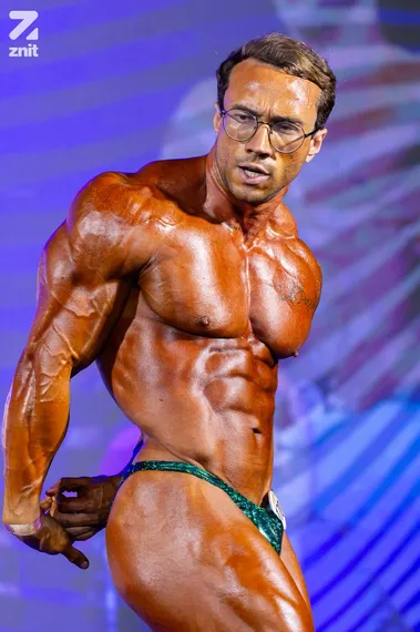 Professor fisiculturista do Mutuá  é campeão dos estreantes da BRAFF