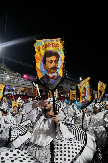 Veja o desfile da Porto da Pedra, de São Gonçalo, em fotos