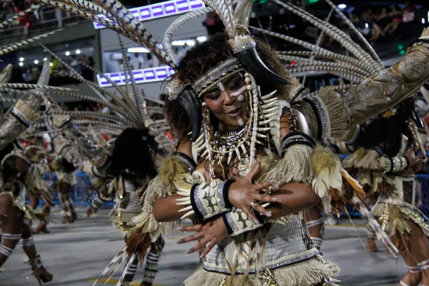 Veja o desfile da União de Maricá em fotos