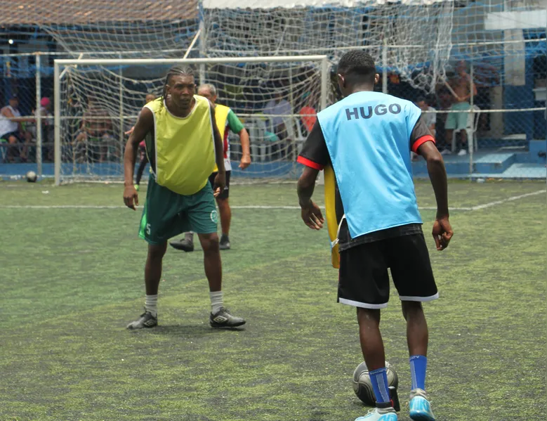 Clube dos Pioneiros, em Niterói, é palco de homenagens a 'Maurinho' (vídeos)