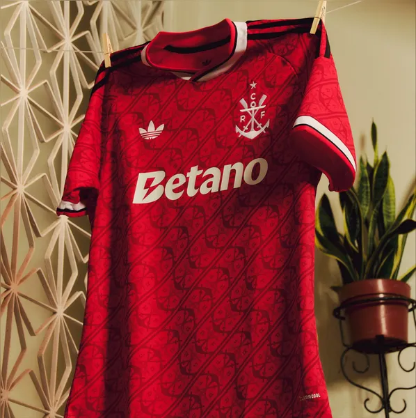 Flamengo anuncia novo terceiro uniforme; confira