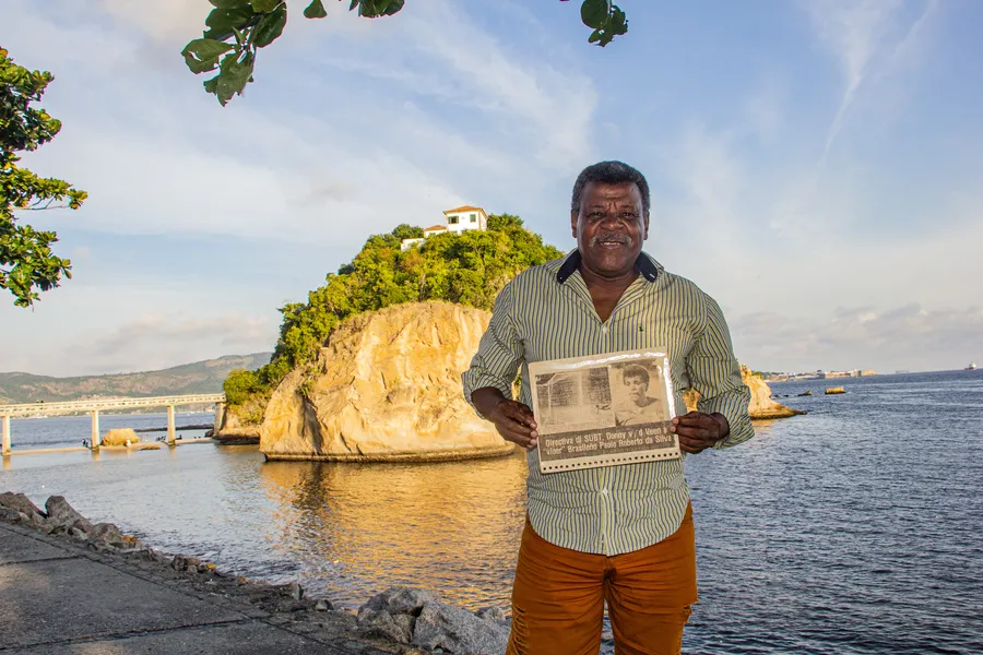 Conheça o jogador de São Gonçalo, ídolo de Curaçao, estreante na Copa do Mundo