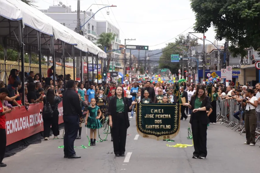 Maricá comemora 212 anos com desfile cívico marcado pela participação das escolas