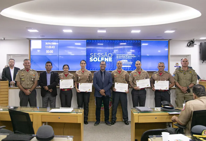 Militares do Corpo de Bombeiros recebem menções e medalhas da Câmara Municipal de São Gonçalo