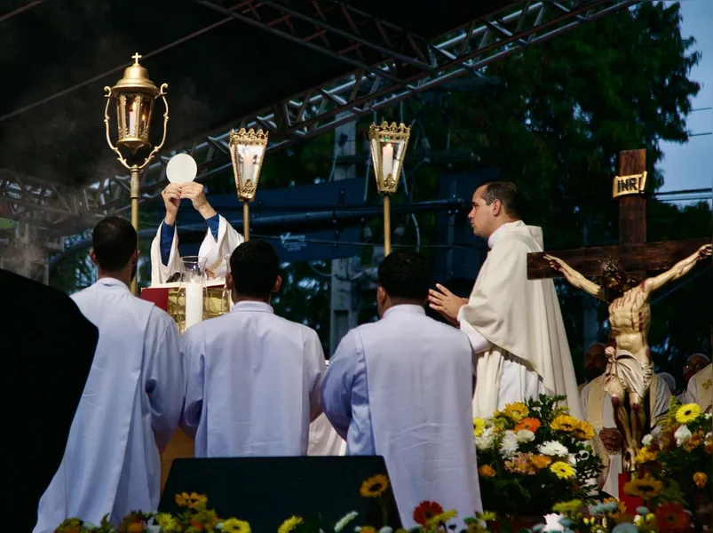 Procissão eucarística de Corpus Christi em SG reúne fiéis de mais de 30 paróquias