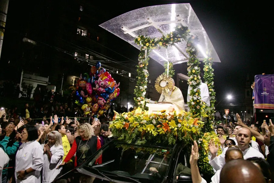 Procissão eucarística de Corpus Christi em SG reúne fiéis de mais de 30 paróquias