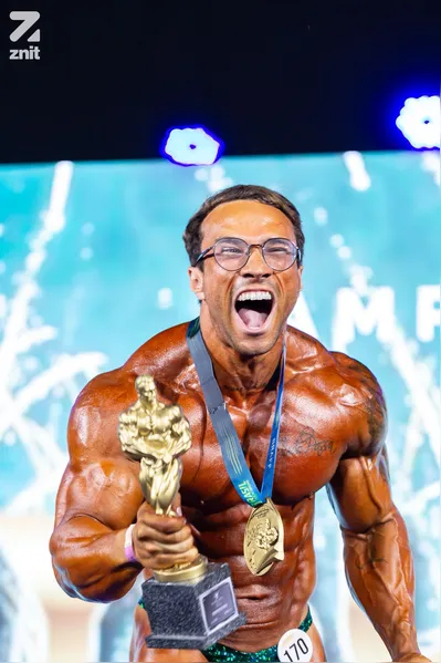 Professor fisiculturista do Mutuá  é campeão dos estreantes da BRAFF