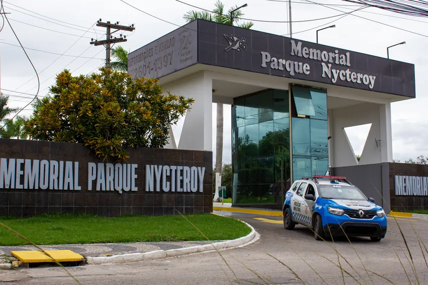 Corpo de policial militar executado a tiros no Centro de São Gonçalo é sepultado nesta quarta (16)