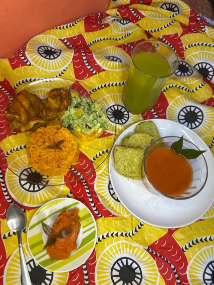 Cozinha solidária: Mulheres da Parada oferecem refeições gratuitas saudáveis em São Gonçalo