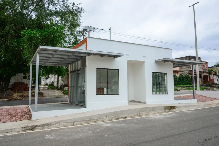 Itaboraí avança na construção de novos quiosques na Avenida 22 de Maio