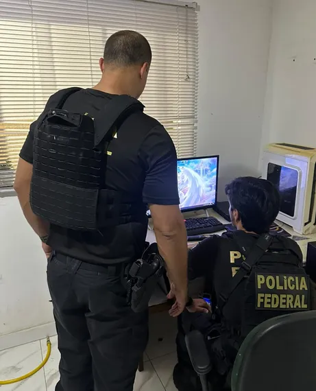 Jovem de 19 anos é preso por apologia ao nazismo na Zona Norte do Rio