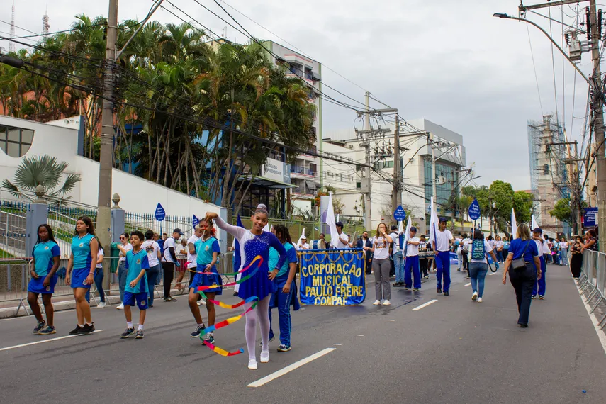 São Gonçalo comemora aniversário de 136 anos com tradicional desfile no centro da cidade