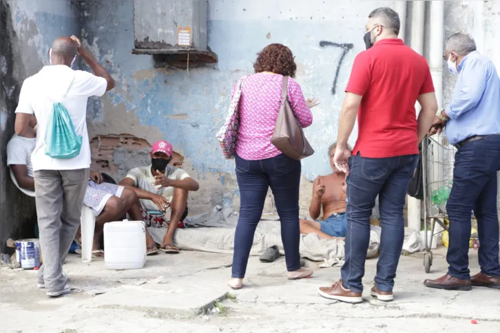 Muitos usuários de entorpecentes e pessoas em situação de rua não concordam com o encaminhamento para suas residências, comunidades terapêuticas ou abrigos