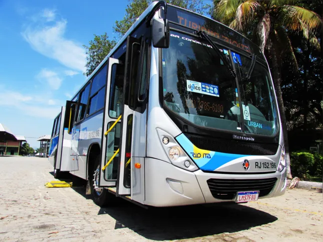 A empresa conta com mais de 400 ônibus 