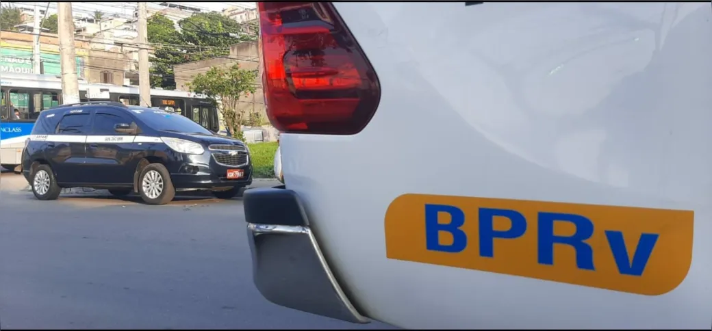 Imagem ilustrativa da imagem Casal é detido durante tentativa de assalto a taxista em Tribobó