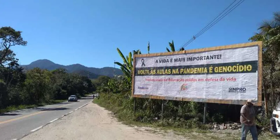 O SEPE-SG realizou a 'Greve pela Vida' em no início de 2021 e se organizou para tal ato desde meados de 2020 