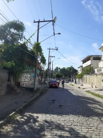 Confira como fica a rua no período do dia!
