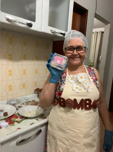 A família da jovem está unida e empenhada na causa 