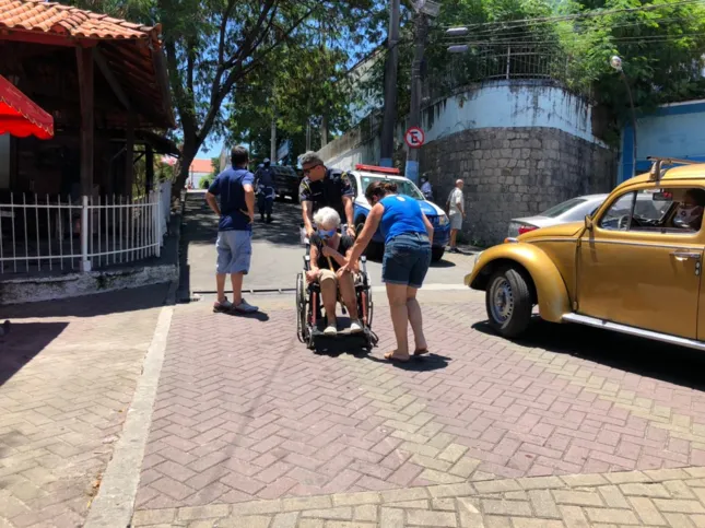 Idosos ansiavam pelo imunizante 