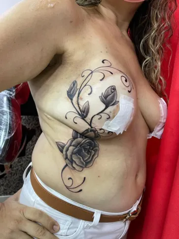 "A tatuagem é um ponto de partida pra uma nova etapa em minha vida", disse Rejane