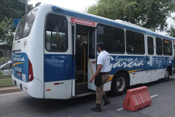 Guardas estavam orientando rodoviários e passageiros 
