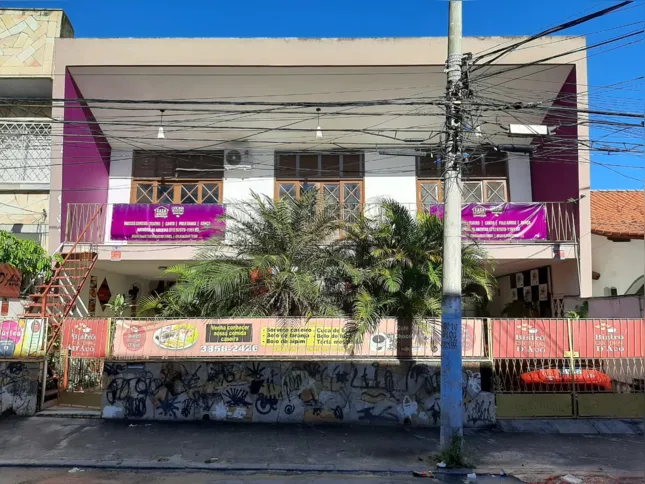 A casa fica no bairro Centro, em SG 