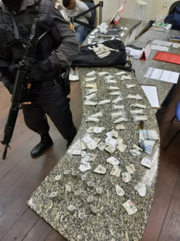 Drogas estavam em uma mochila 