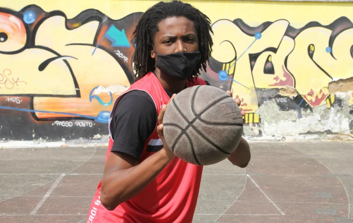 Time de basquete de Niterói faz vaquinha para conseguir disputar campeonato  internacional