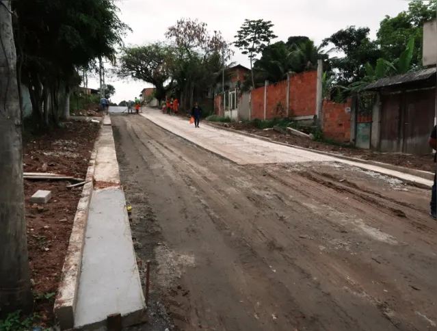 Ao todo, já foram concretados 100 metros da via