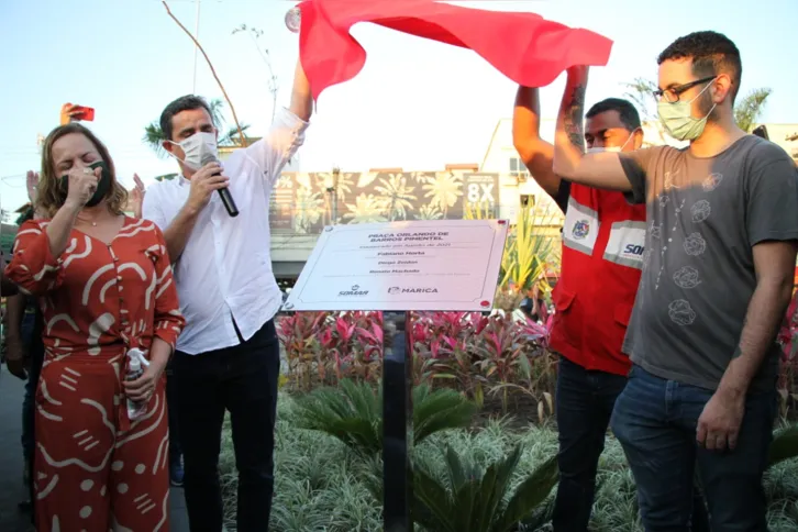 O prefeito iniciou sua fala agradecendo a cada trabalhador que participou da obra desde seu início