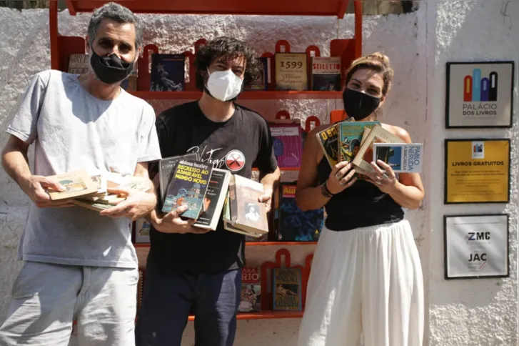 Alguns dos criadores do projeto: (da esquerda pra direita) Rodrigo Pedrosa, Marcelo Valle e Maria Teresa Machado.