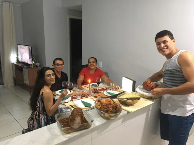 Por conta do recesso e férias escolares, Natállia se acostumou a celebrar aniversário em casa com a família