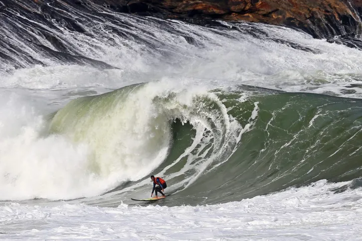 ondas chegaram a sete metros
