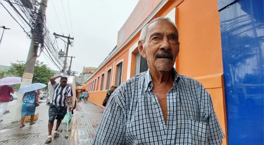 Seu José é frequentador do local há muitos anos