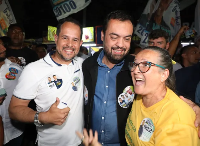 O governador e candidato esteve nesta segunda (26), na Pavuna, em uma caminhada no calçadão do bairro