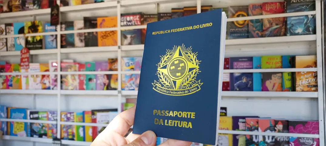 Bruno criou um passaporte de leitura que ele dava para aqueles leitores mais assíduos