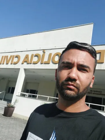 Diego foi à delegacia registrar a invasão de seu perfil para a promoção de golpes.