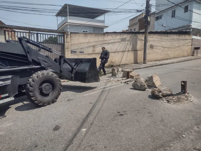 Imagem ilustrativa da imagem PM adquire novos equipamentos para retirada de barricadas do tráfico