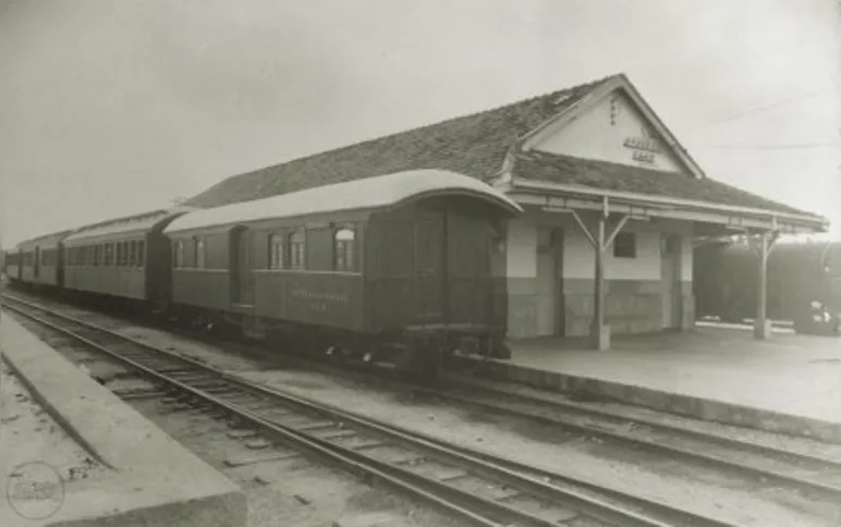 Estação de Porto das Caixas em 1970