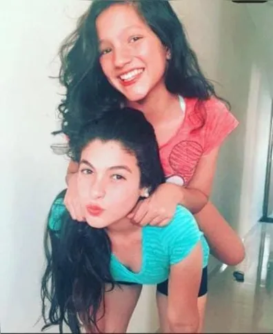 Victória e Sofia tem 16 e 15 anos, respectivamente